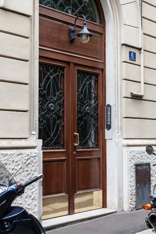 Casacuadra San Giusto Apartment ตรีเอสเต ภายนอก รูปภาพ